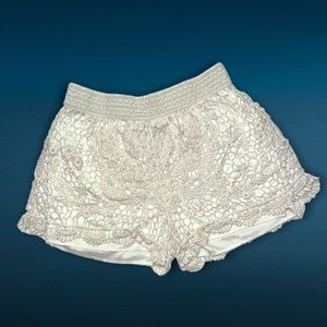 Rue 21 Cream Lace Shorts